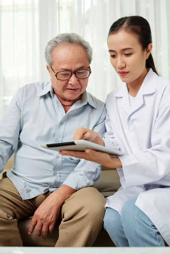 patient-man-with-doctor-woman